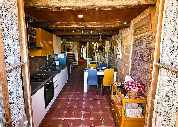 Сasa de vacaciones 1500 Little Pink House In Creek