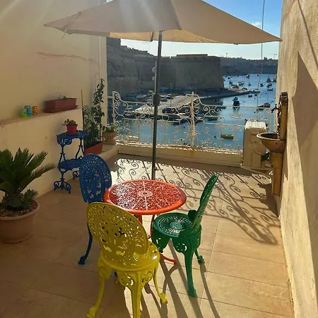 1500 Little Pink House In Creek Hébergement de vacances Kalkara